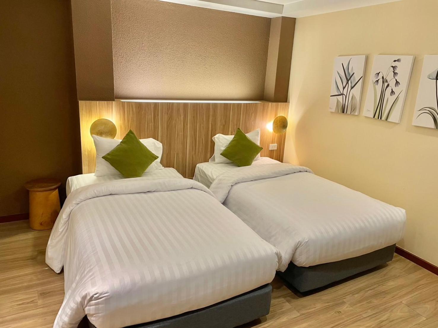Hotel Mybed Chonburi Exterior foto