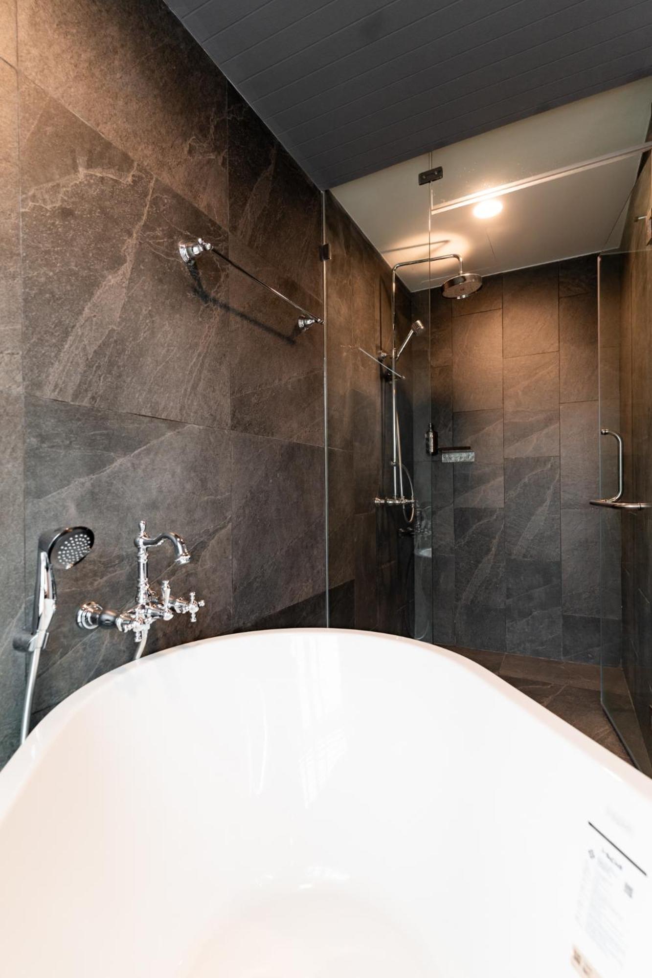 Hotel Mybed Chonburi Exterior foto