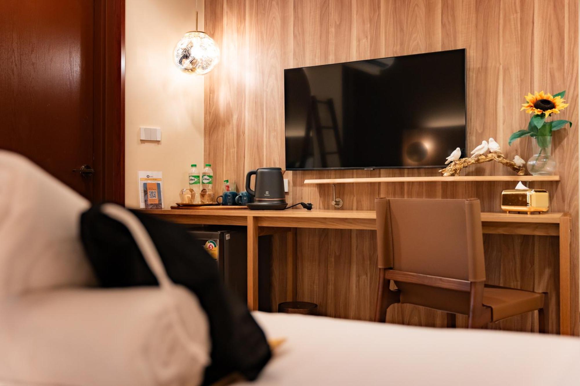 Hotel Mybed Chonburi Exterior foto